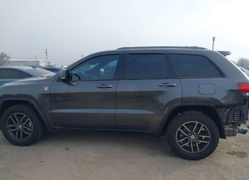 Photo 15 of 2017 Jeep Grand CHEROKEE TRAILHAWK 4X4 (VIN 1C4RJFLG7HC949622)