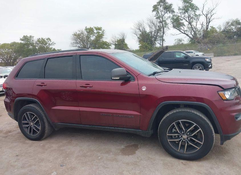 Photo 13 of 2018 Jeep Grand CHEROKEE TRAILHAWK 4X4 (VIN 1C4RJFLG7JC273534)