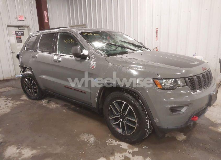 2021 Jeep Grand CHEROKEE TRAILHAWK 4X4 (VIN 1C4RJFLG7MC736700) main photo