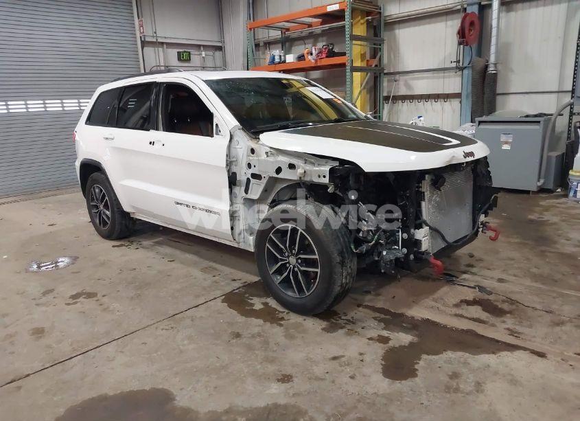 2018 Jeep Grand CHEROKEE TRAILHAWK 4X4 (VIN 1C4RJFLG8JC267810) main photo