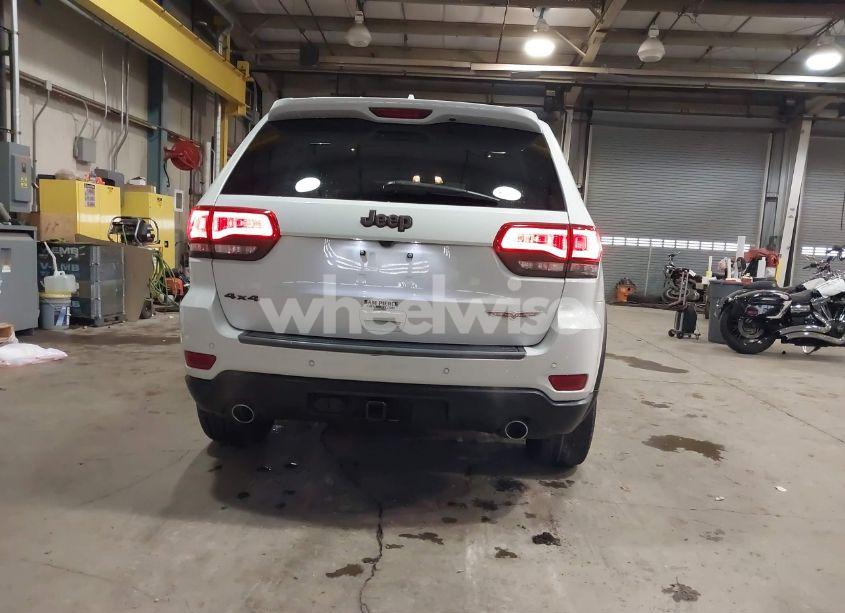 Photo 17 of 2018 Jeep Grand CHEROKEE TRAILHAWK 4X4 (VIN 1C4RJFLG8JC267810)