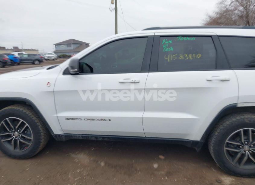 Photo 15 of 2017 Jeep Grand CHEROKEE TRAILHAWK 4X4 (VIN 1C4RJFLG9HC614202)