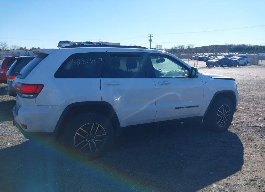 Photo 13 of 2019 Jeep Grand CHEROKEE TRAILHAWK 4X4 (VIN 1C4RJFLG9KC660507)