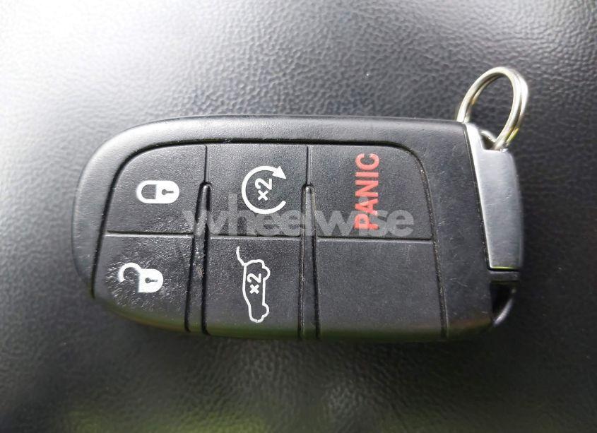 Photo 11 of 2018 Jeep Grand CHEROKEE TRAILHAWK 4X4 (VIN 1C4RJFLT2JC137793)