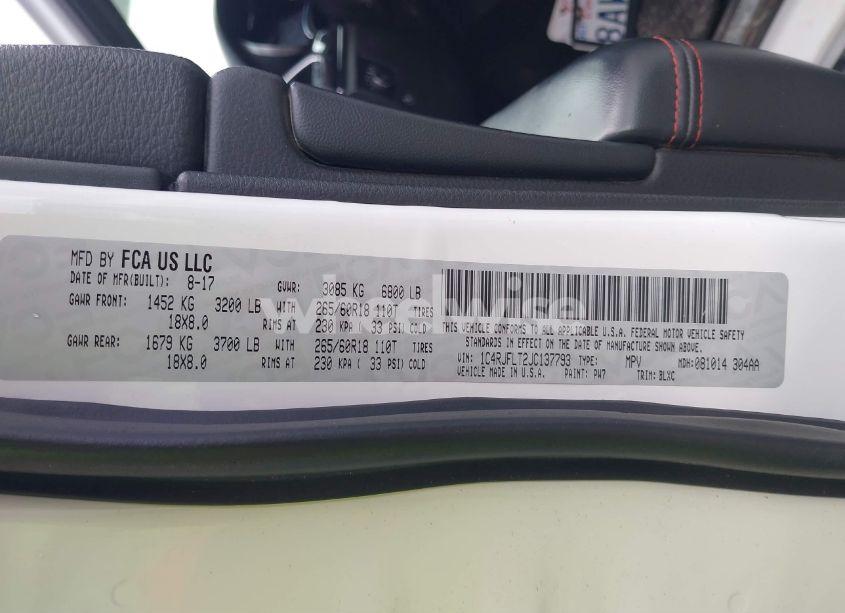 Photo 9 of 2018 Jeep Grand CHEROKEE TRAILHAWK 4X4 (VIN 1C4RJFLT2JC137793)