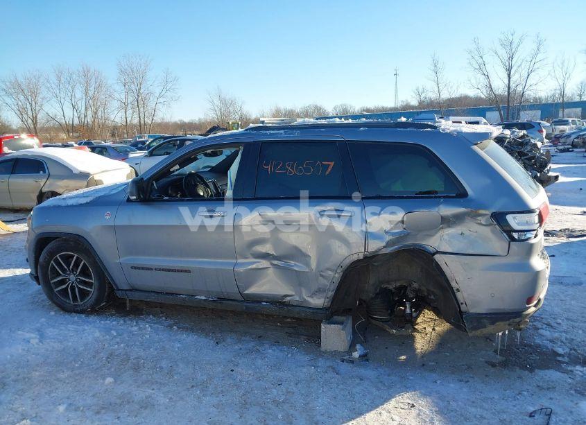 Photo 14 of 2017 Jeep Grand CHEROKEE TRAILHAWK (VIN 1C4RJFLT4HC657682)