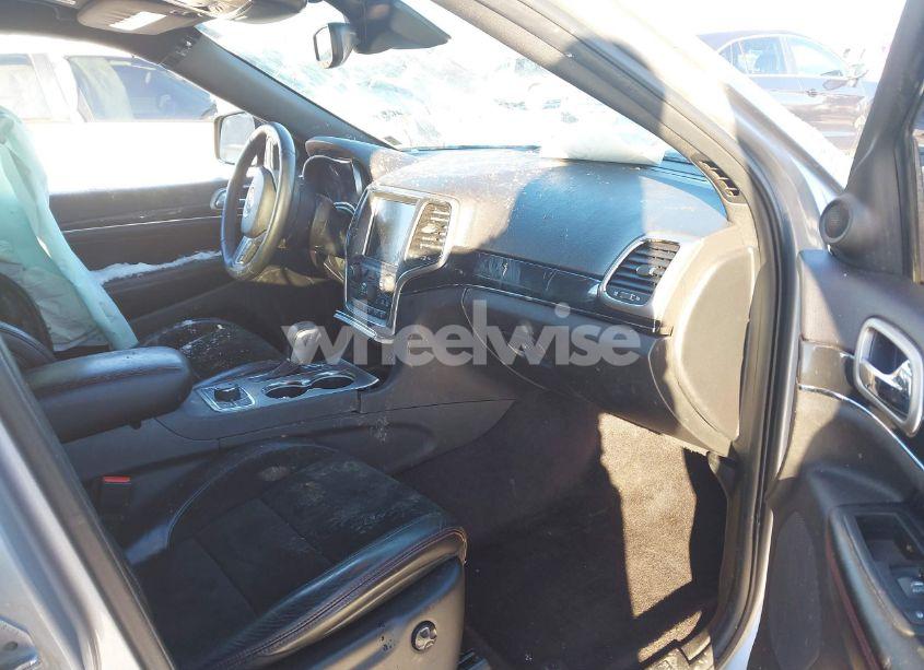 Photo 5 of 2017 Jeep Grand CHEROKEE TRAILHAWK (VIN 1C4RJFLT4HC657682)