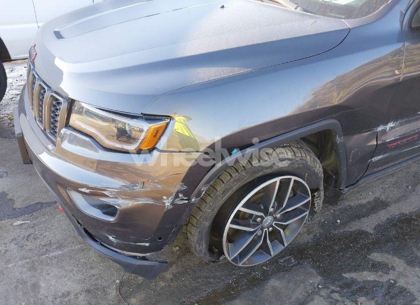 Photo 6 of 2017 Jeep Grand CHEROKEE TRAILHAWK 4X4 (VIN 1C4RJFLT4HC938848)