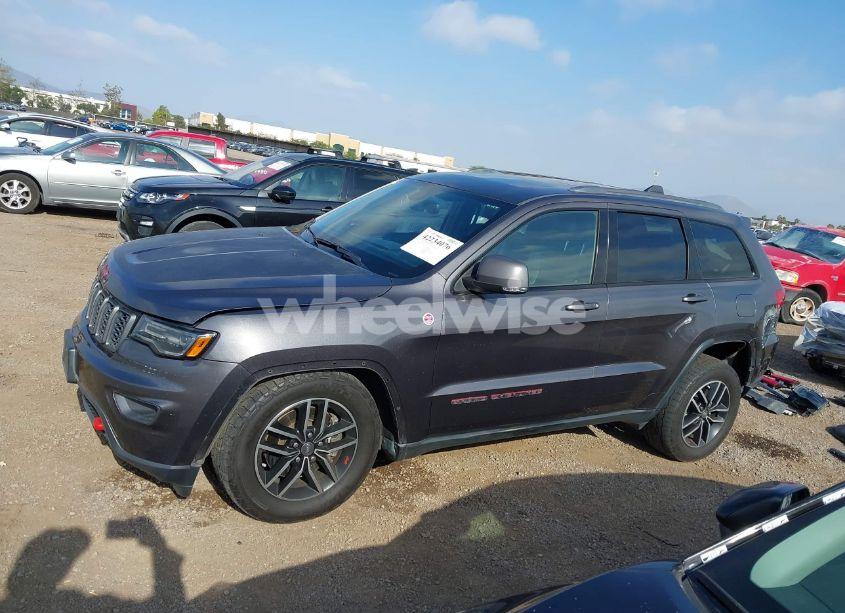 Photo 15 of 2017 Jeep Grand CHEROKEE TRAILHAWK 4X4 (VIN 1C4RJFLT8HC803615)