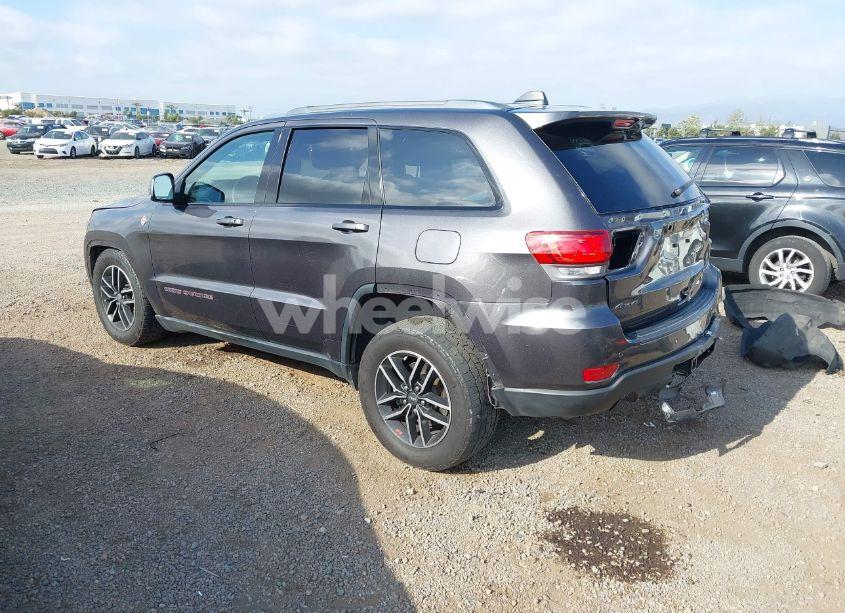 Photo 3 of 2017 Jeep Grand CHEROKEE TRAILHAWK 4X4 (VIN 1C4RJFLT8HC803615)