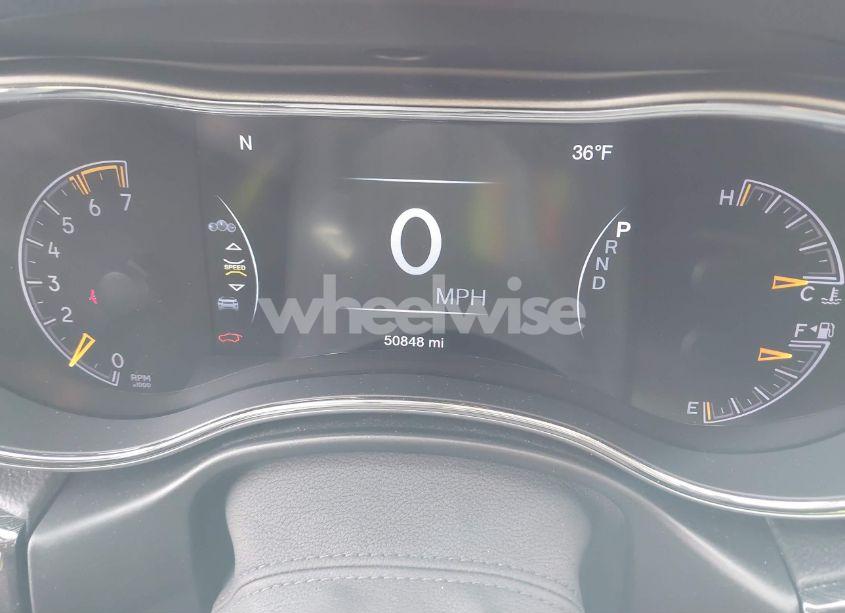 Photo 7 of 2019 Jeep Grand CHEROKEE TRAILHAWK 4X4 (VIN 1C4RJFLTXKC696820)