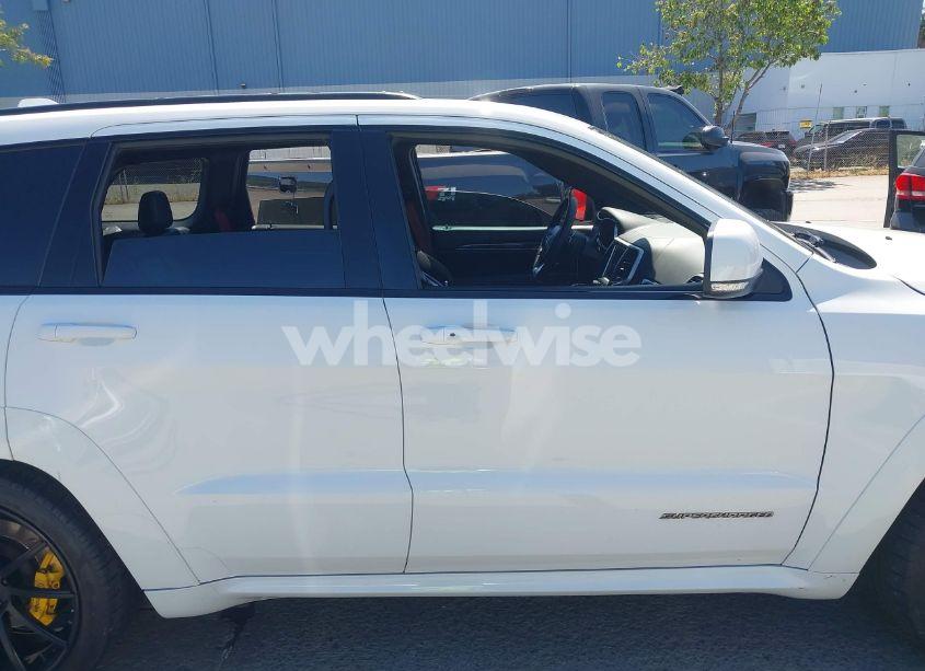 Photo 13 of 2018 Jeep Grand CHEROKEE TRACKHAWK 4X4 (VIN 1C4RJFN91JC224182)