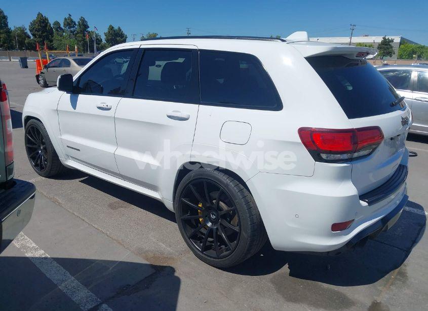 Photo 3 of 2018 Jeep Grand CHEROKEE TRACKHAWK 4X4 (VIN 1C4RJFN91JC224182)