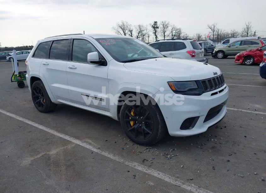 2018 Jeep Grand CHEROKEE TRACKHAWK 4X4 (VIN 1C4RJFN93JC223633) main photo