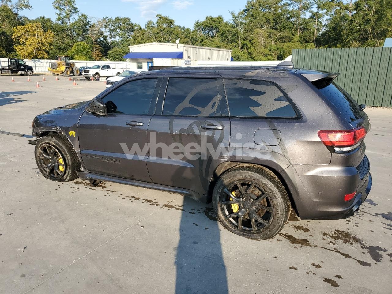 Photo 2 of 2020 JEEP GRAND CHEROKEE TRACKHAWK (VIN 1C4RJFN94LC224924)