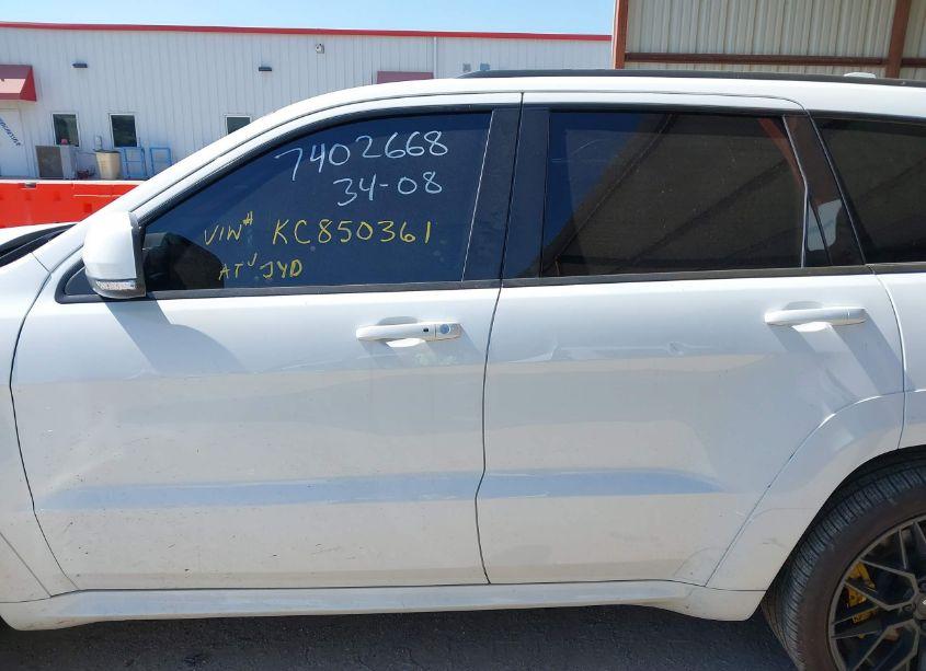 Photo 14 of 2019 Jeep Grand CHEROKEE TRACKHAWK 4X4 (VIN 1C4RJFN96KC850361)