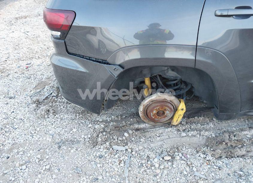 Photo 18 of 2018 Jeep Grand CHEROKEE TRACKHAWK 4X4 (VIN 1C4RJFN97JC316347)