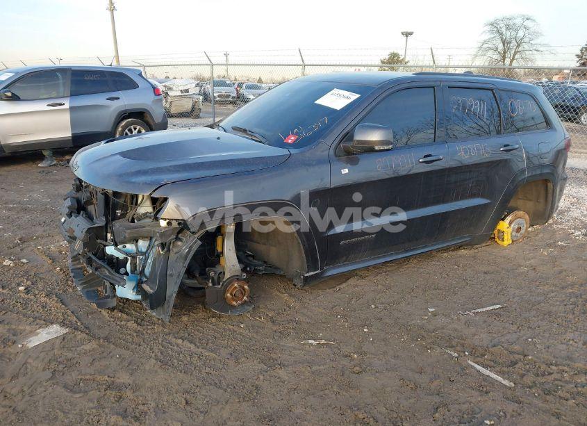 Photo 2 of 2018 Jeep Grand CHEROKEE TRACKHAWK 4X4 (VIN 1C4RJFN97JC316347)