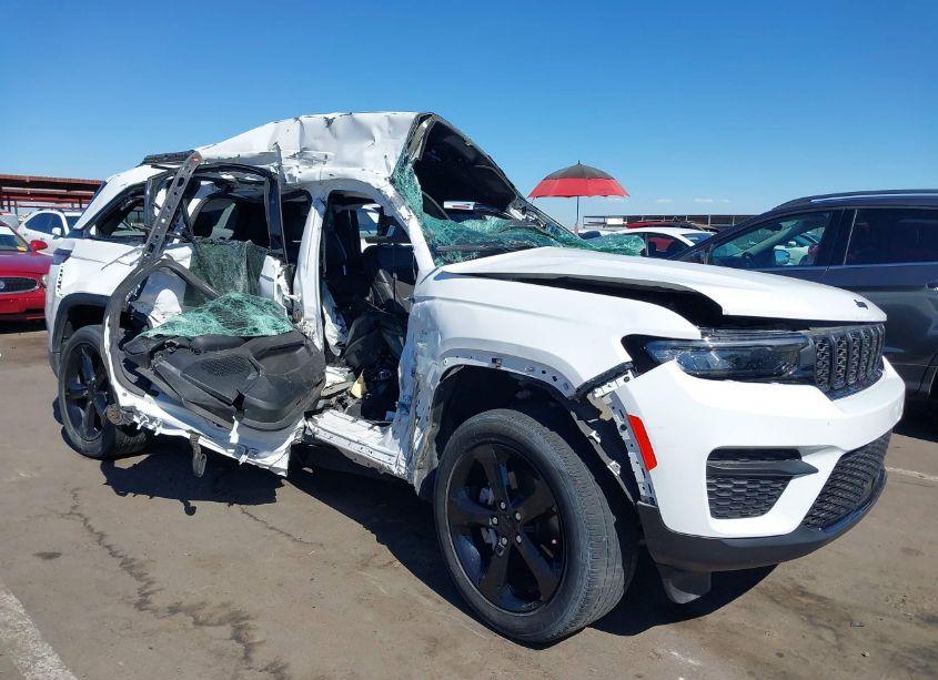 2023 Jeep Grand CHEROKEE ALTITUDE 4X2 (VIN 1C4RJGAG7PC510041) main photo