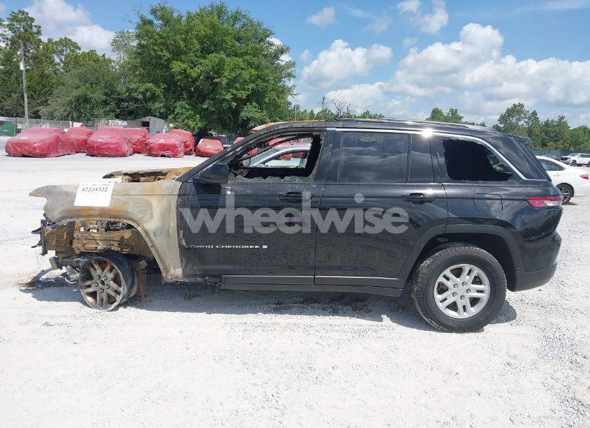 Photo 14 of 2024 Jeep Grand CHEROKEE LAREDO 4X2 (VIN 1C4RJGAGXRC187574)