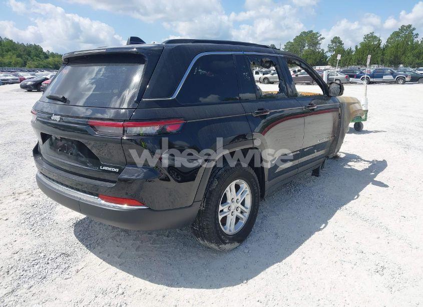 Photo 4 of 2024 Jeep Grand CHEROKEE LAREDO 4X2 (VIN 1C4RJGAGXRC187574)