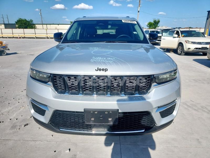 Photo 9 of 2022 JEEP GRAND CHEROKEE LIMITED (VIN 1C4RJGBG2N8630845)