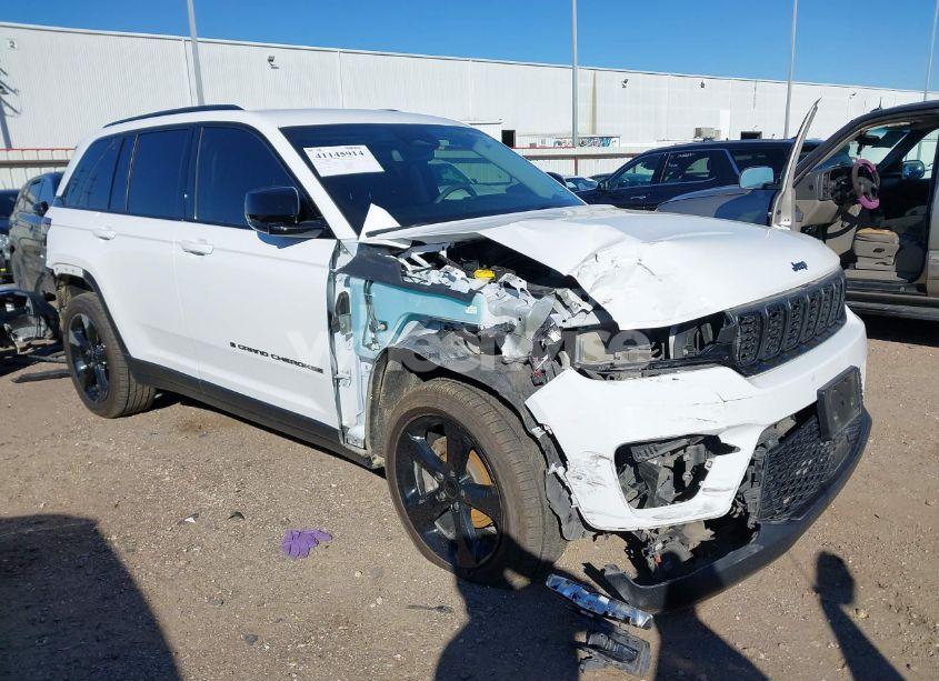 2023 Jeep Grand CHEROKEE LIMITED 4X2 (VIN 1C4RJGBG2PC521012) main photo