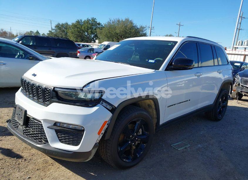 Photo 2 of 2023 Jeep Grand CHEROKEE LIMITED 4X2 (VIN 1C4RJGBG2PC521012)