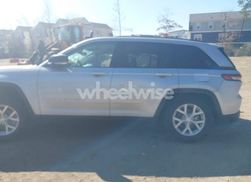 Photo 14 of 2023 Jeep Grand CHEROKEE LIMITED 4X2 (VIN 1C4RJGBG2PC575376)