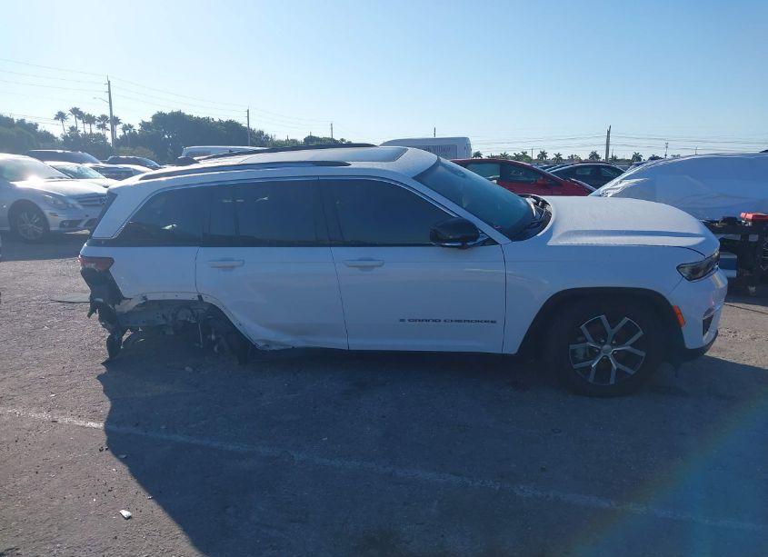 Photo 14 of 2023 Jeep Grand CHEROKEE LIMITED 4X2 (VIN 1C4RJGBG3PC587729)