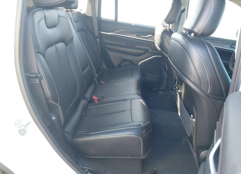 Photo 8 of 2023 Jeep Grand CHEROKEE LIMITED 4X2 (VIN 1C4RJGBG3PC587729)