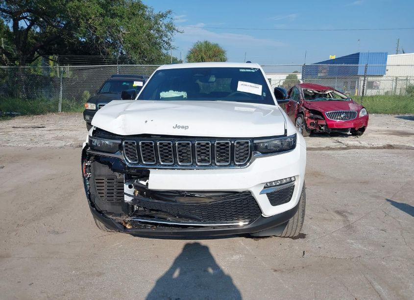 Photo 12 of 2024 Jeep Grand CHEROKEE LIMITED 4X2 (VIN 1C4RJGBG4RC109502)