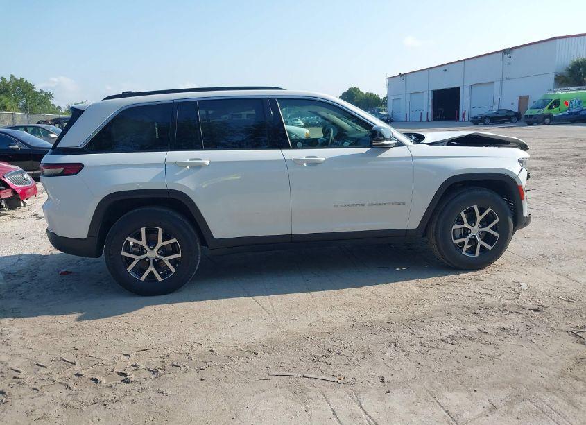 Photo 13 of 2024 Jeep Grand CHEROKEE LIMITED 4X2 (VIN 1C4RJGBG4RC109502)