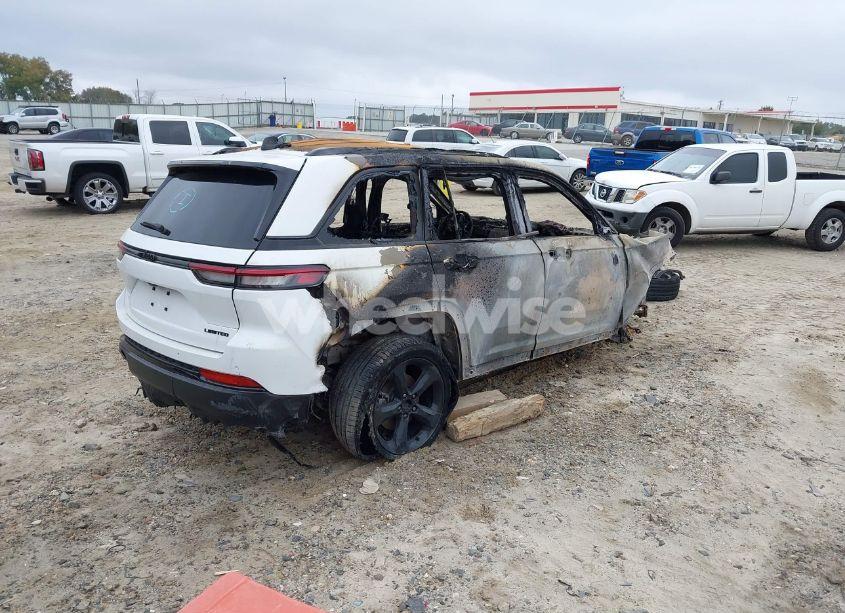 Photo 4 of 2024 Jeep Grand CHEROKEE LIMITED 4X2 (VIN 1C4RJGBG6RC211643)