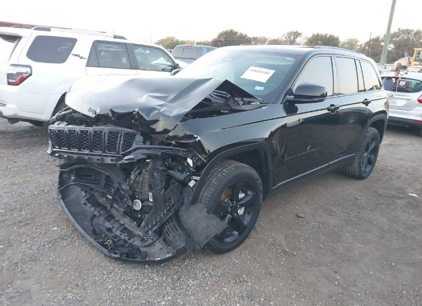 Photo 2 of 2024 Jeep Grand CHEROKEE LIMITED 4X2 (VIN 1C4RJGBG7RC716333)