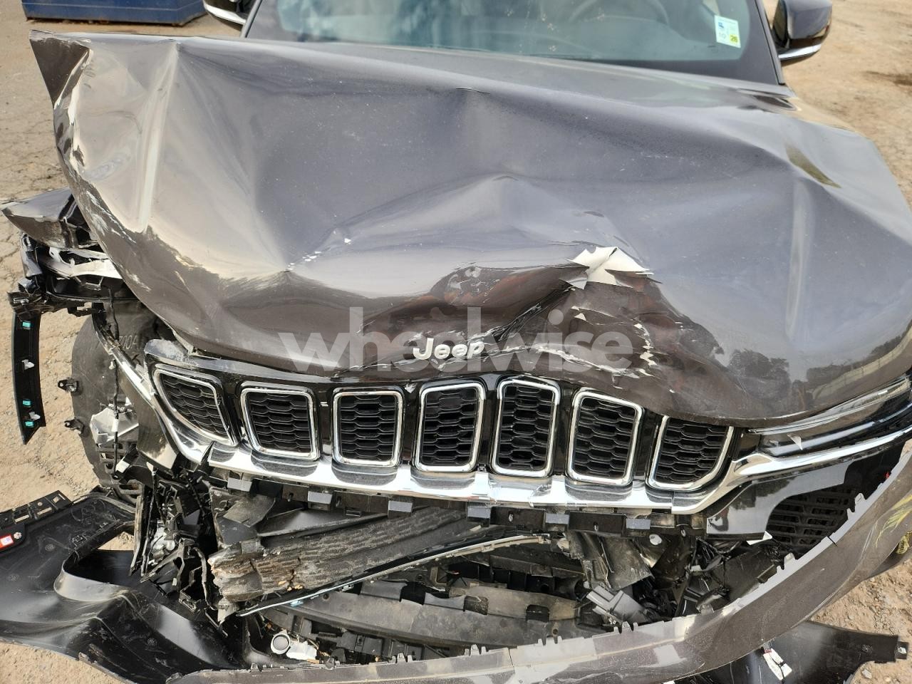 Photo 12 of 2025 JEEP GRAND CHEROKEE LIMITED (VIN 1C4RJGBG8SC307148)