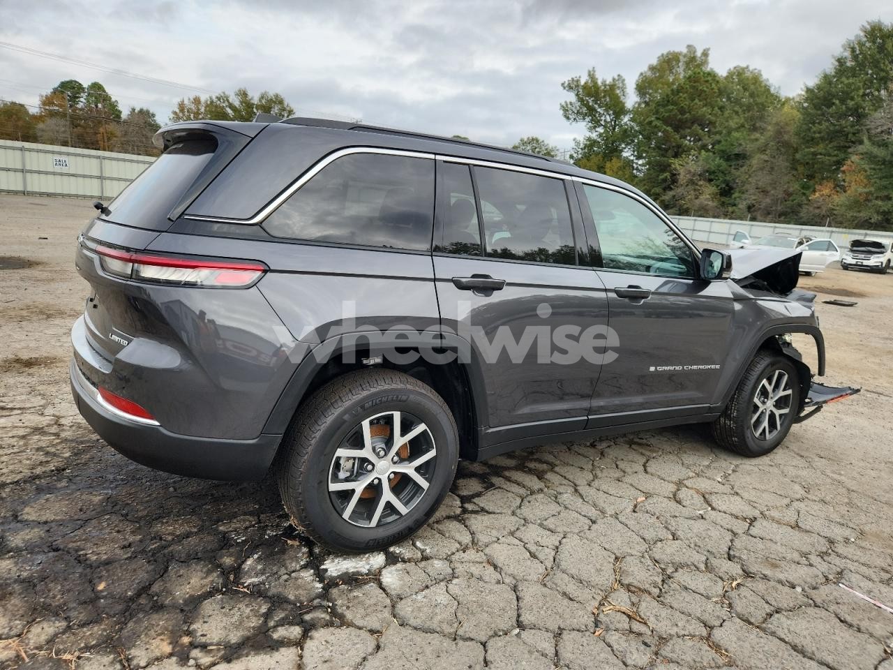 Photo 3 of 2025 JEEP GRAND CHEROKEE LIMITED (VIN 1C4RJGBG8SC307148)