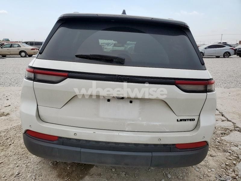 Photo 12 of 2024 JEEP GRAND CHEROKEE LIMITED (VIN 1C4RJGBG9RC260996)