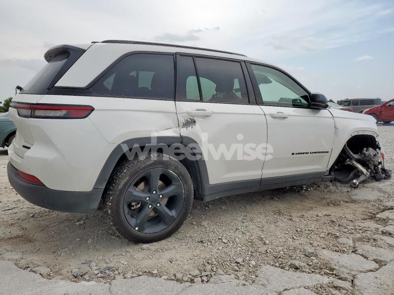 Photo 6 of 2024 JEEP GRAND CHEROKEE LIMITED (VIN 1C4RJGBG9RC260996)