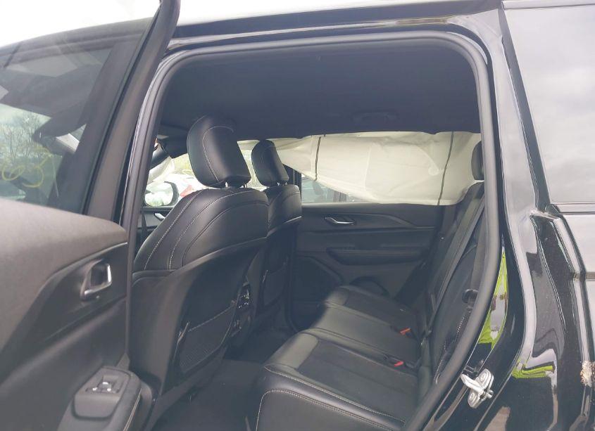 Photo 8 of 2024 Jeep Grand CHEROKEE ALTITUDE 4X4 (VIN 1C4RJHAG0R8506926)