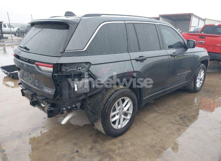 Photo 4 of 2024 Jeep Grand CHEROKEE LAREDO X 4X4 (VIN 1C4RJHAG0RC680590)