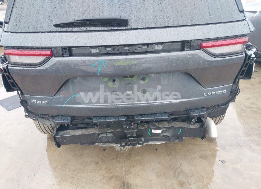 Photo 6 of 2024 Jeep Grand CHEROKEE LAREDO X 4X4 (VIN 1C4RJHAG0RC680590)