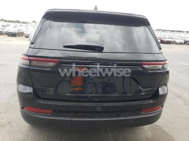 Photo 5 of 2025 JEEP GRAND CHEROKEE LAREDO N/A (VIN 1C4RJHAG0S8657271)