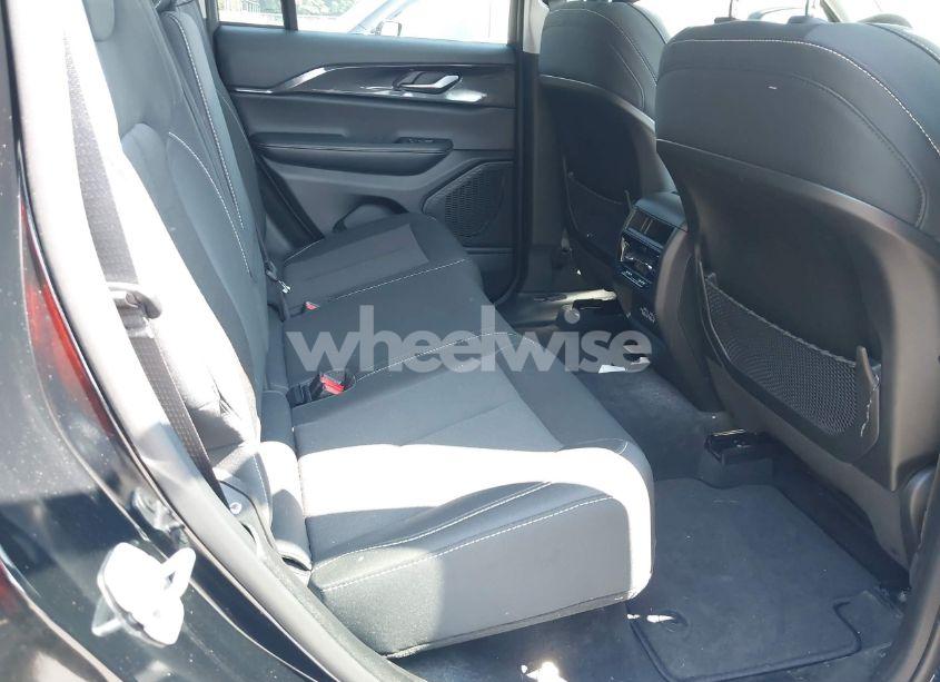 Photo 8 of 2023 Jeep Grand CHEROKEE LAREDO 4X4 (VIN 1C4RJHAG1PC522093)