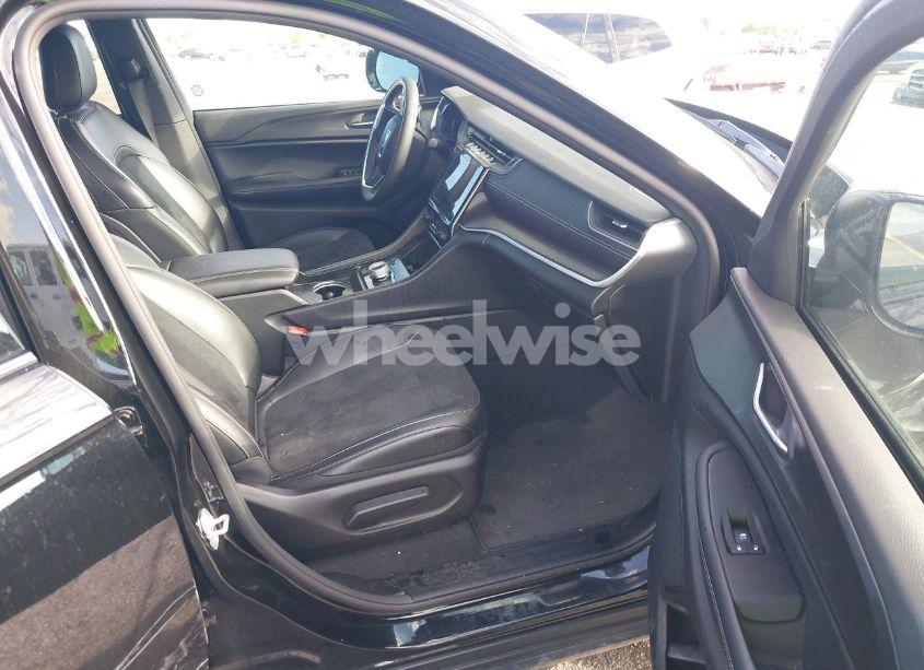 Photo 5 of 2024 Jeep Grand CHEROKEE ALTITUDE 4X4 (VIN 1C4RJHAG1R8506966)