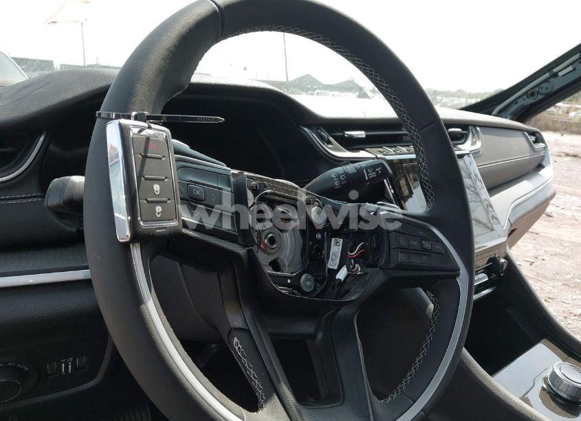 Photo 11 of 2024 Jeep Grand CHEROKEE LAREDO X 4X4 (VIN 1C4RJHAG1R8590285)