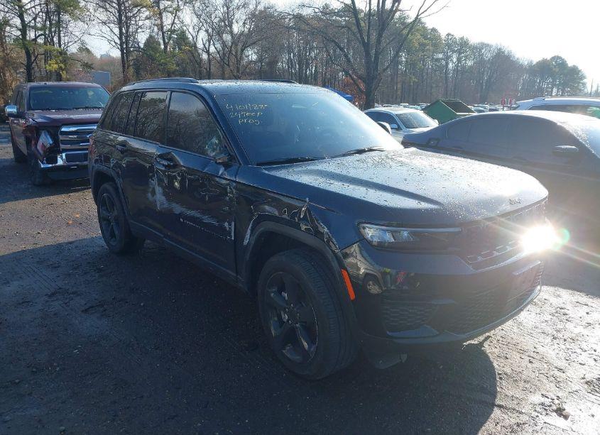 2024 Jeep Grand CHEROKEE ALTITUDE X 4X4 (VIN 1C4RJHAG1RC164853) main photo