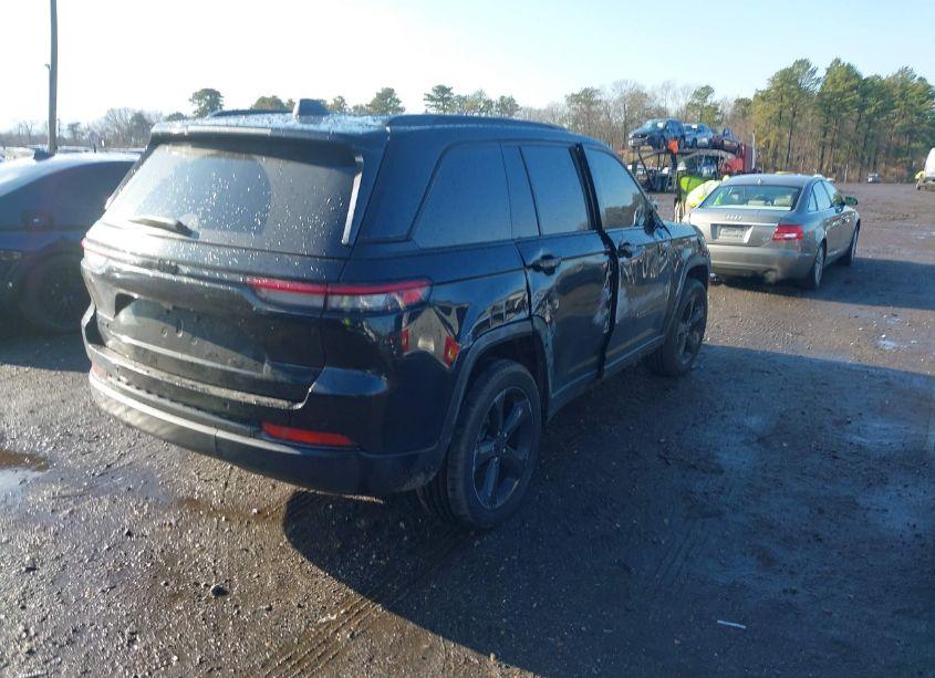 Photo 4 of 2024 Jeep Grand CHEROKEE ALTITUDE X 4X4 (VIN 1C4RJHAG1RC164853)