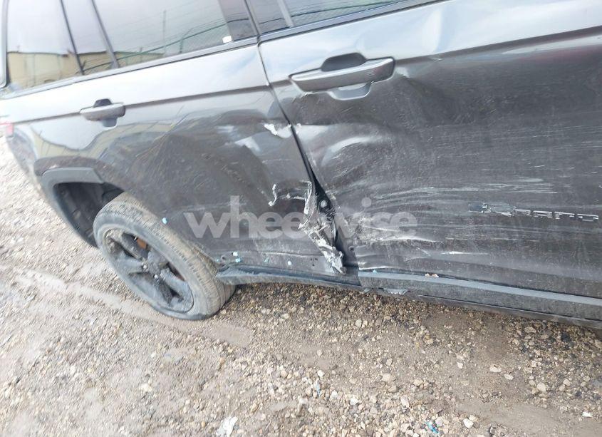 Photo 6 of 2023 Jeep Grand CHEROKEE ALTITUDE 4X4 (VIN 1C4RJHAG2P8701245)