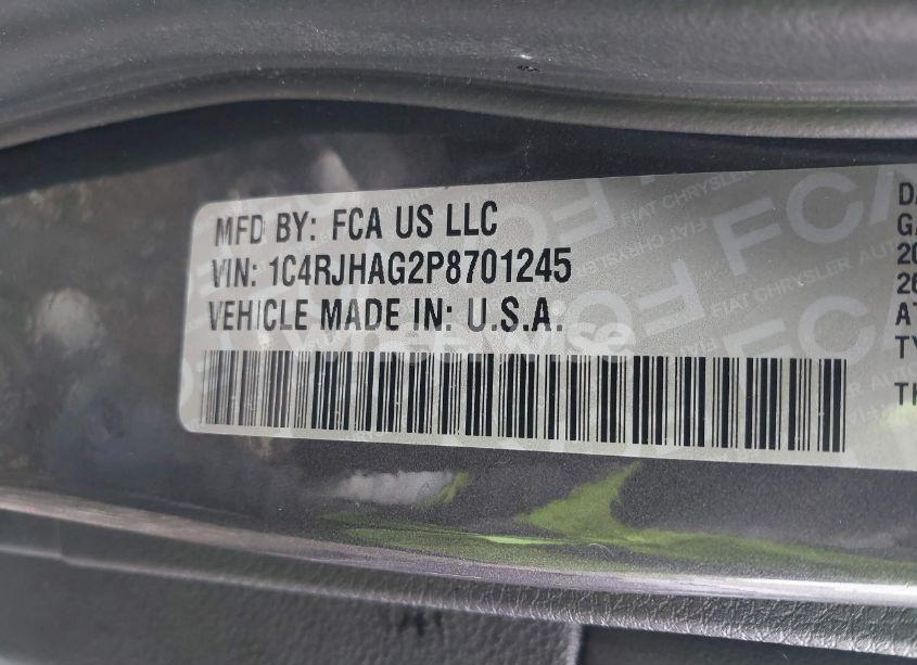 Photo 9 of 2023 Jeep Grand CHEROKEE ALTITUDE 4X4 (VIN 1C4RJHAG2P8701245)